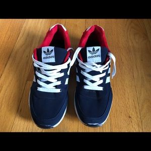 Size 9.5 Running/Lifestyle Sneaker Pair